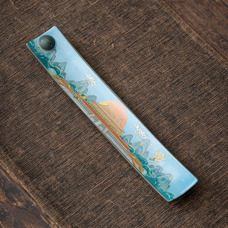 Imperial Enamel-Painted Porcelain Incense Holder