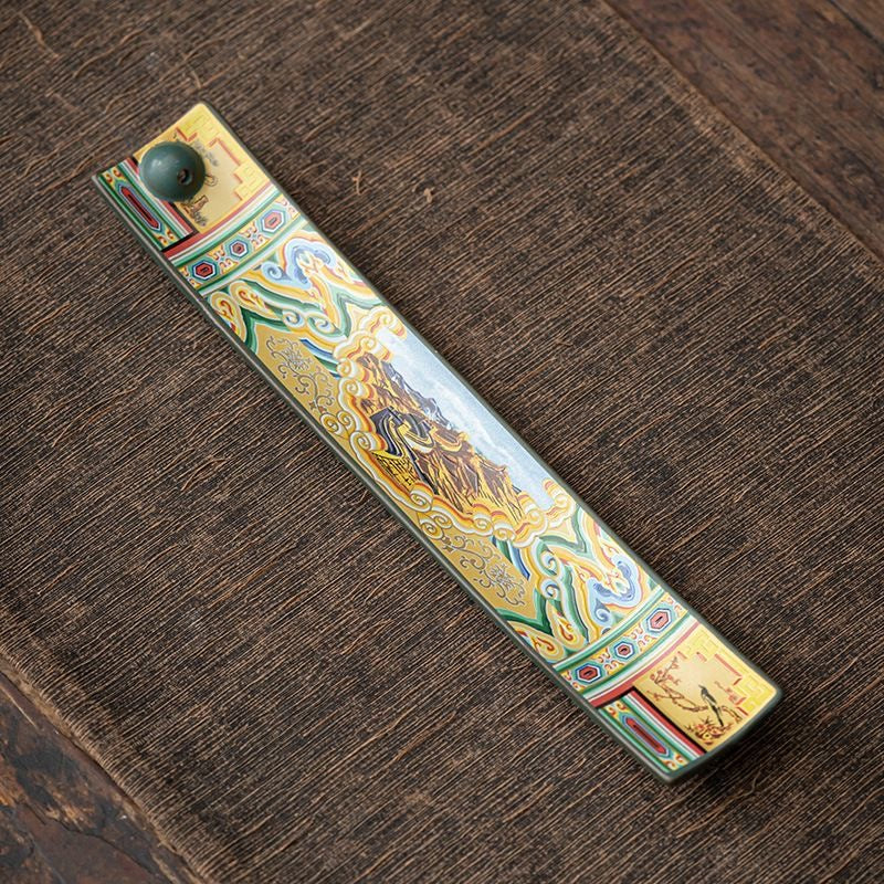 Imperial Enamel-Painted Porcelain Incense Holder