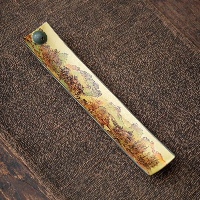 Imperial Enamel-Painted Porcelain Incense Holder