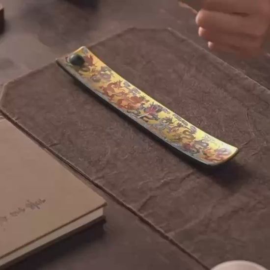 Imperial Enamel-Painted Porcelain Incense Holder